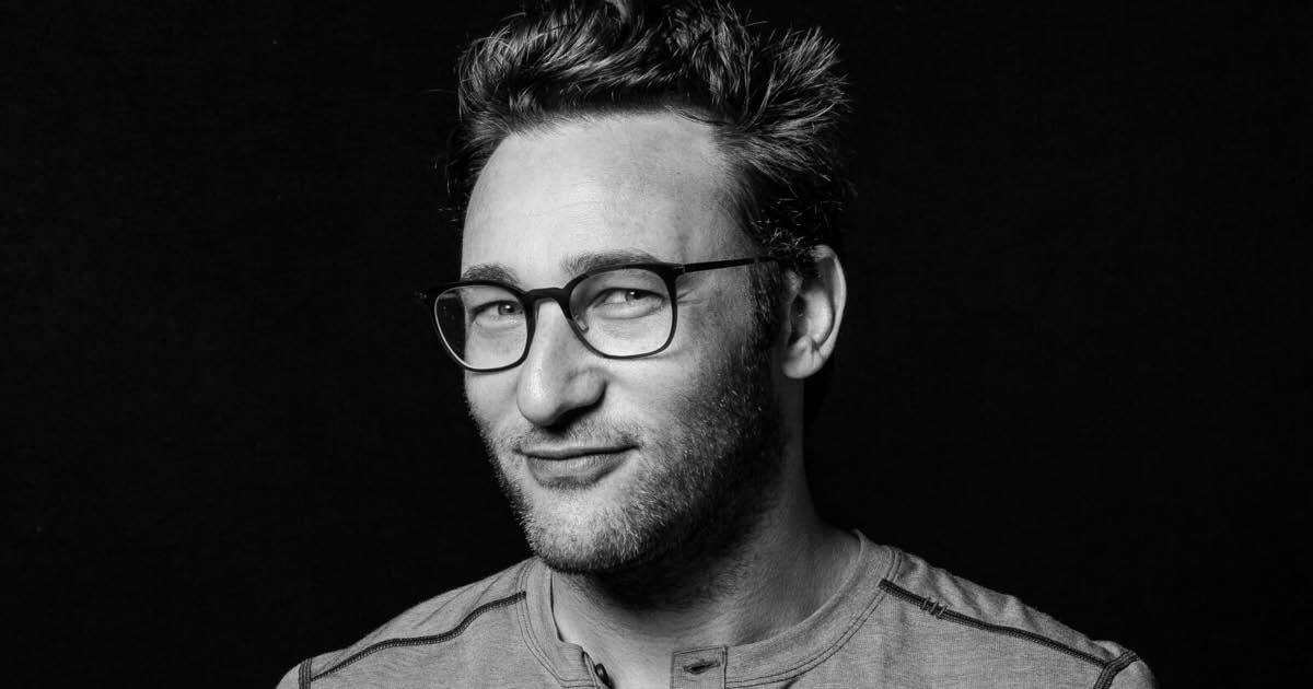 Profile photo of Simon Sinek, author and leadership speaker, known for his views on friendship and leadership.
